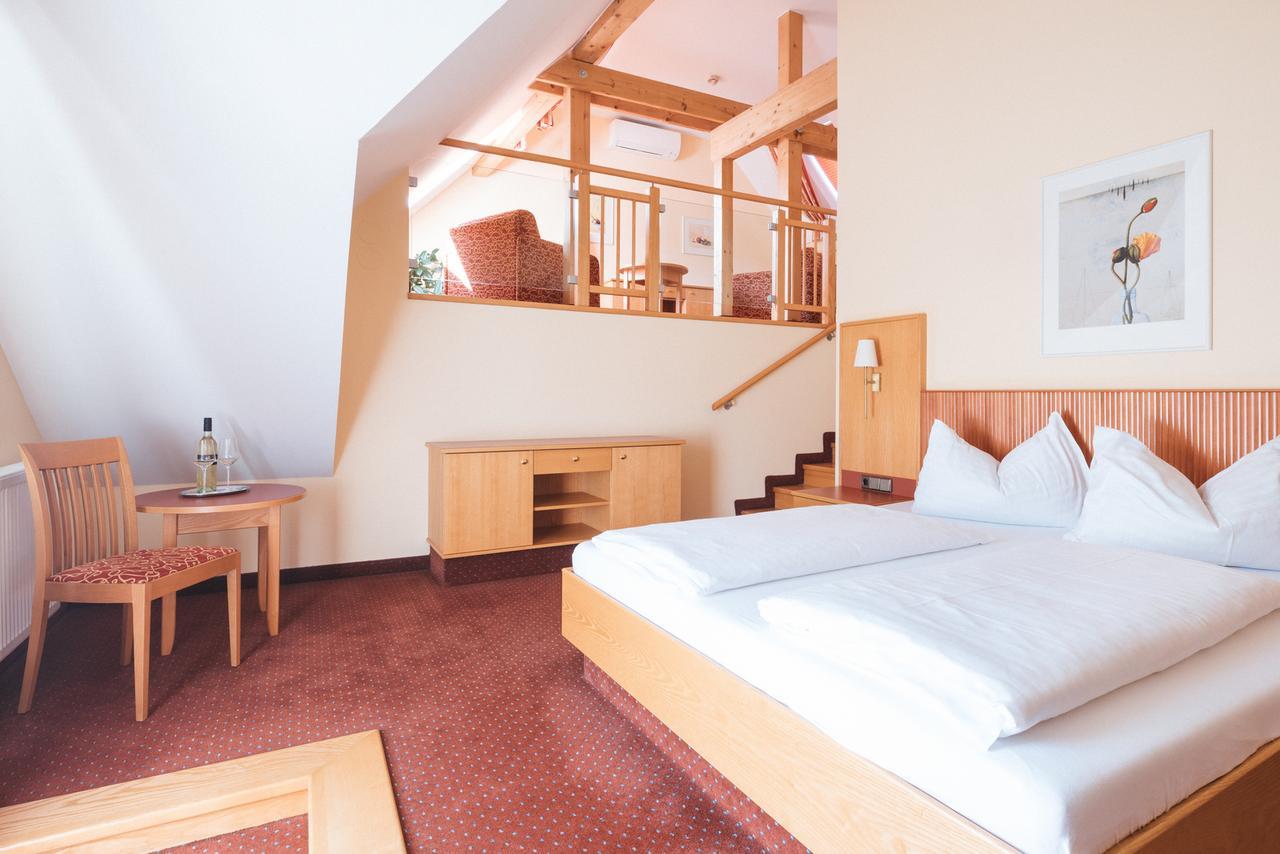 Hotel Am Marktplatz - Landgasthof Wratschko - Gamlitz Exteriör bild